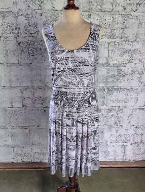 Jones New York Black and White Printed Midi Dress